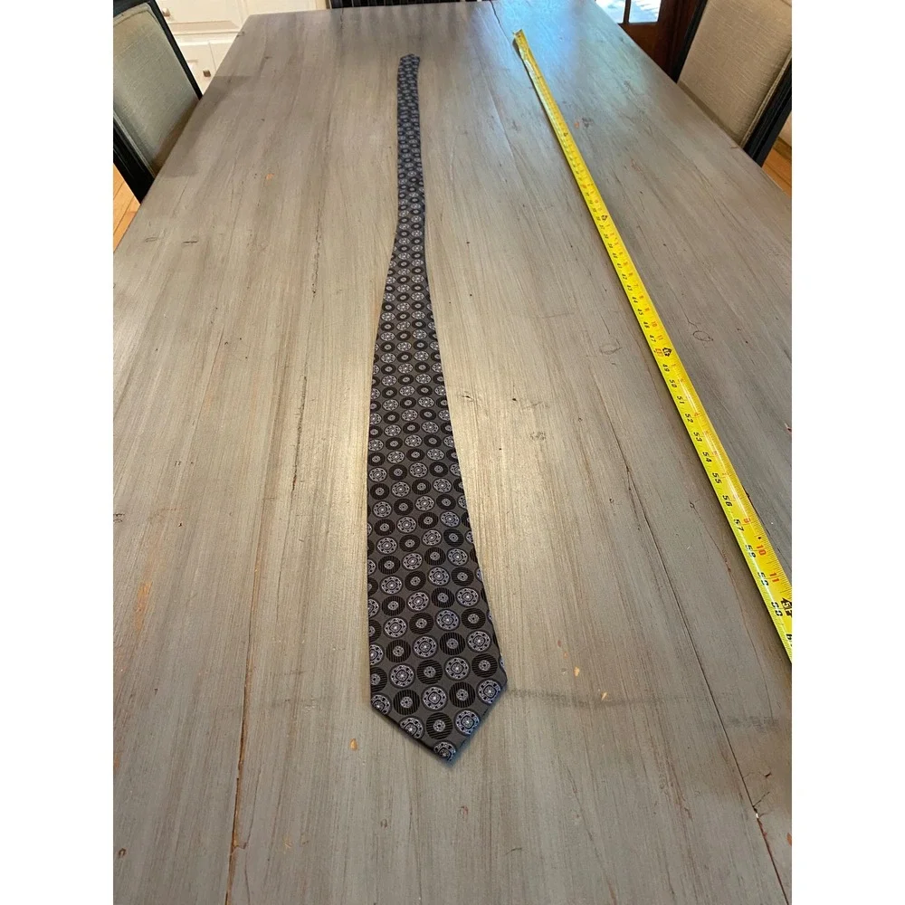 Jos A Bank Signature Collection Silk Tie Gray/Black/Blue Geometric Medallion